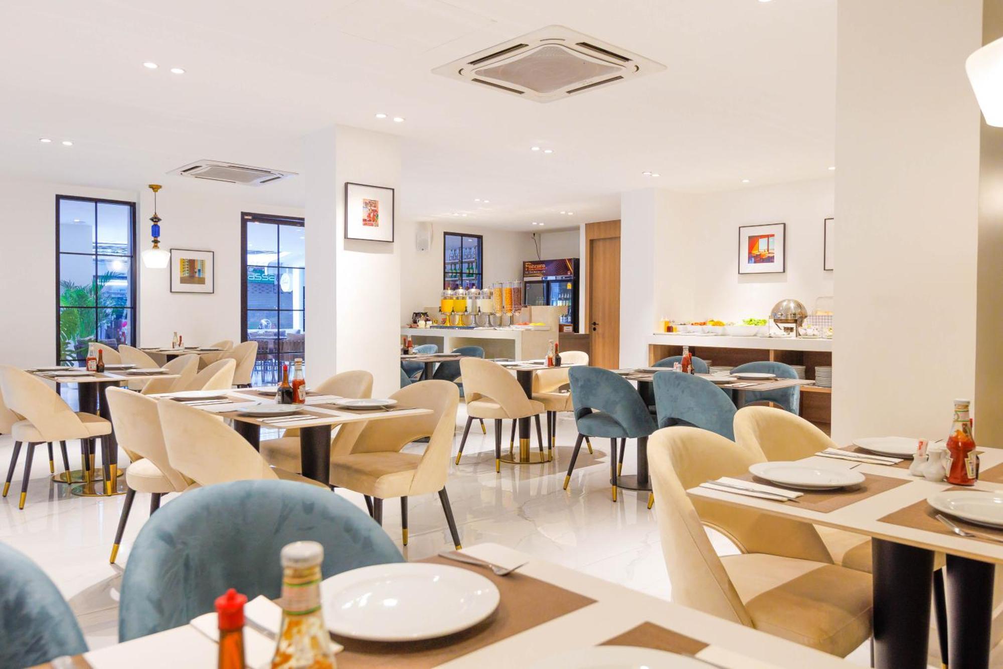 The One Cozy Living Hotel Pattaya Exterior photo